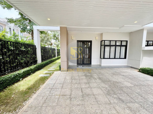 Corner Twin A Villa for Rent in Borey Penghouth Boeung Snor