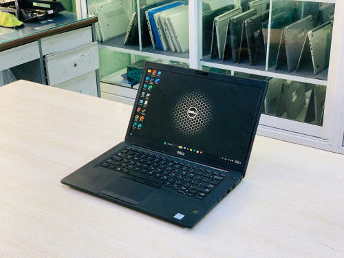 Dell Latitude 7480 14โFHD Key Light ๐ก