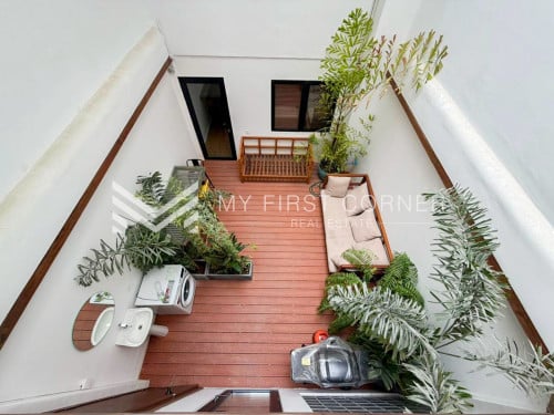 Entrance For Duplex 2-Bedroom E0-E1 |