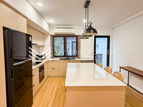 Entrance For Duplex 2-Bedroom E0-E1 |