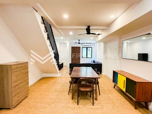 Entrance For Duplex 2-Bedroom E0-E1 |
