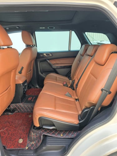 Ford everest 020 full option