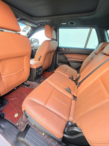 Ford everest 020 full option