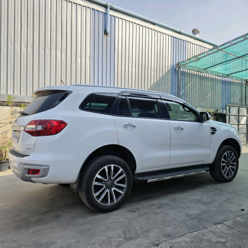 Ford everest 020 full option