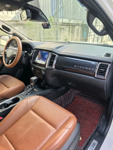 Ford everest 020 full option