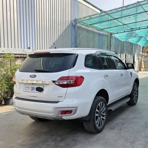 Ford everest 020 full option