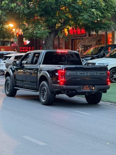 Ford F-150 Raptor 2020 , Full Option , ក្នុង​កាបូន​ , ជណ្ដើរ​ក្រោយ​