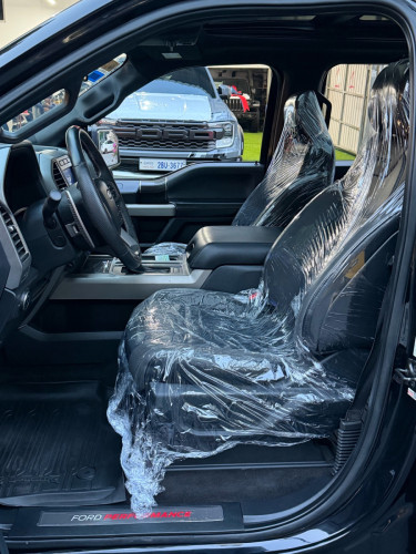 Ford F-150 Raptor 2020 , Full Option , ក្នុង​កាបូន​ , ជណ្ដើរ​ក្រោយ​