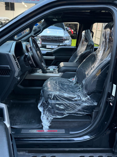 Ford F-150 Raptor 2020 , Full Option , ក្នុង​កាបូន​ , ជណ្ដើរ​ក្រោយ​