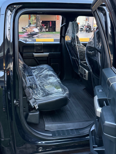 Ford F-150 Raptor 2020 , Full Option , ក្នុង​កាបូន​ , ជណ្ដើរ​ក្រោយ​