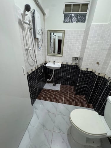 Fully Furnished Elevator Apartment for Rent