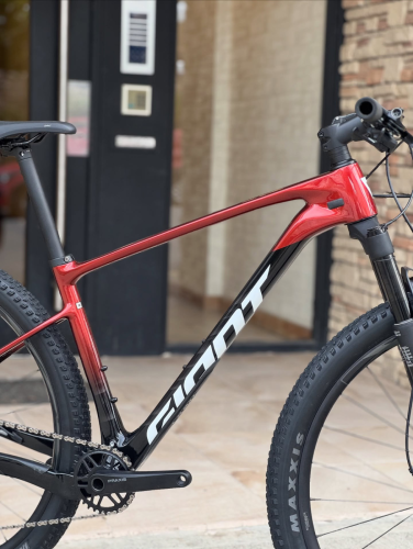 Giant XTC ADVANCE 29 M. 99%