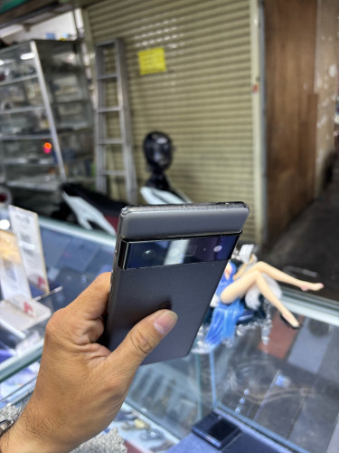 Google pixel6pro 128G Ram12G Sim2 ESIM សានុំស្រុីនបែកខ្នង