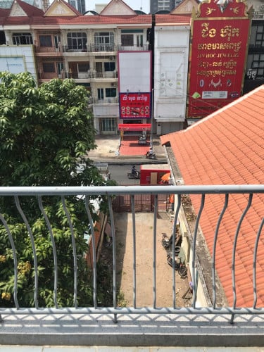 House Rent ផ្ទះជួលជាន់ទី3 ផ្សារថ្មី