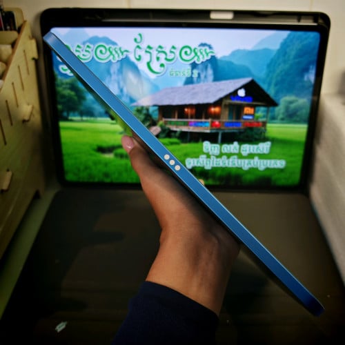 iPad 10.9" (2022) (10th generation)(វ៉ៃដូរបាន)មានធានាច្បាស់លាស់ត្រឹមត្រូវ