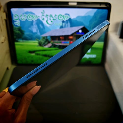 iPad 10.9" (2022) (10th generation)(វ៉ៃដូរបាន)មានធានាច្បាស់លាស់ត្រឹមត្រូវ