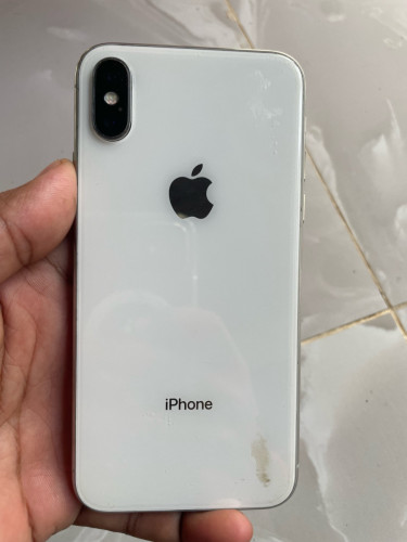 iphon x នៅដំណេីការទាំងអស់​ អត់ជាប់អីទាំងអស់
