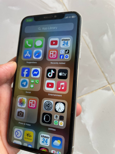 iphon x នៅដំណេីការទាំងអស់​ អត់ជាប់អីទាំងអស់
