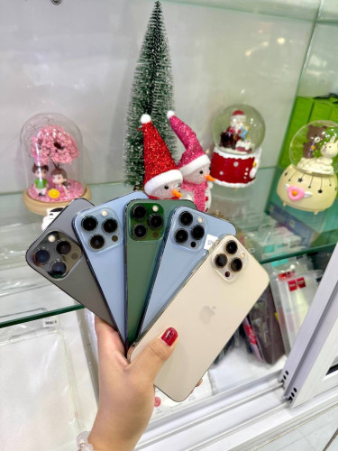iPhone មួយទឹក+ថ្មីរំលស់ផ្ទាល់ មិនសិក្សាចំណូល យកប្រើភ្លាម