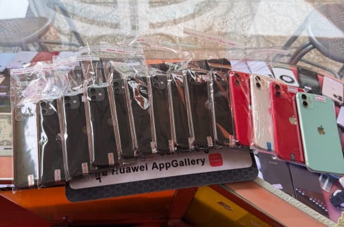 iPhone 11 64G Original 100%