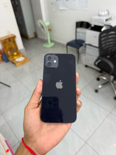 iPhone 12