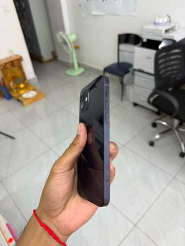 iPhone 12