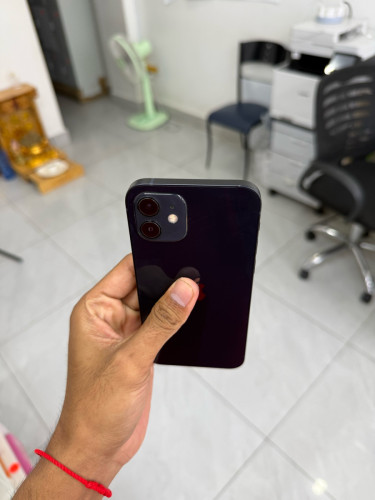 iPhone 12