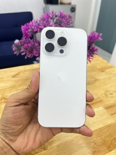 IPHONE 16 PRO