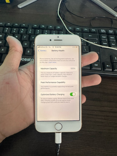 iPhone 8 64g ថ្មី 99% battery health 100%