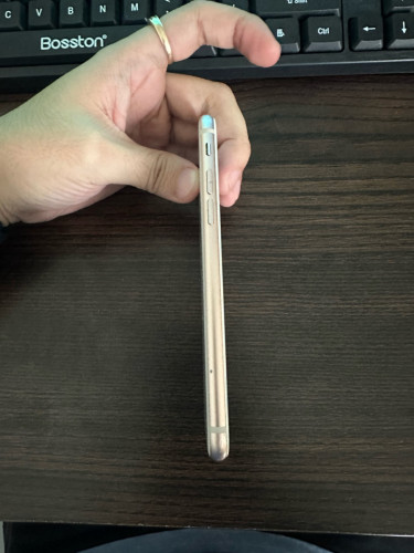 iPhone 8 64g ថ្មី 99% battery health 100%
