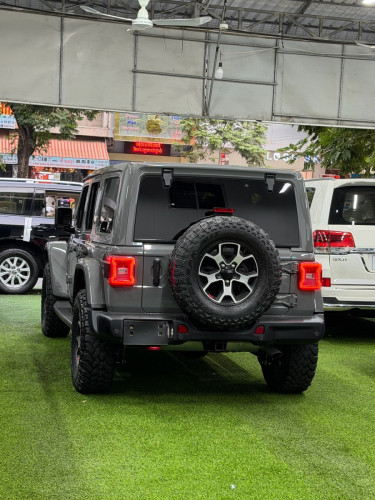 Jeep Wrangler Rubicon 2021 , ម្ចាស់ដេីម​ទិញខ្លាញ់គោ​ , 3មុឺនគីទ្បូ​