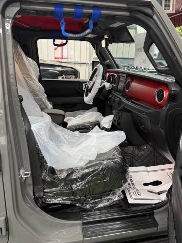 Jeep Wrangler Rubicon 2021 , ម្ចាស់ដេីម​ទិញខ្លាញ់គោ​ , 3មុឺនគីទ្បូ​