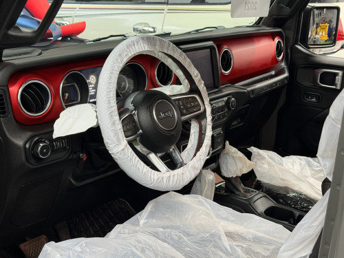 Jeep Wrangler Rubicon 2021 , ម្ចាស់ដេីម​ទិញខ្លាញ់គោ​ , 3មុឺនគីទ្បូ​