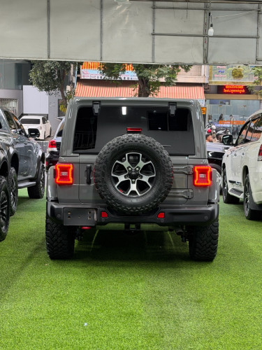 Jeep Wrangler Rubicon 2021 , ម្ចាស់ដេីម​ទិញខ្លាញ់គោ​ , 3មុឺនគីទ្បូ​