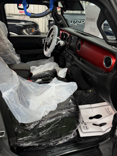 Jeep Wrangler Rubicon 2021 , ម្ចាស់ដេីម​ទិញខ្លាញ់គោ​ , 3មុឺនគីទ្បូ​