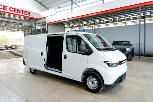 JMC TOURING EV ដឹកទំនិញថ្មី