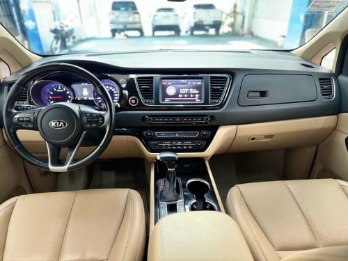 Kia Grand Carnival 2020 V6 សាំង ឡានទិញខ្លាញ់គោក្រុមហ៊ុន