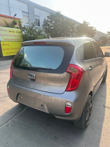 Kia morning 012 សោរកាច់