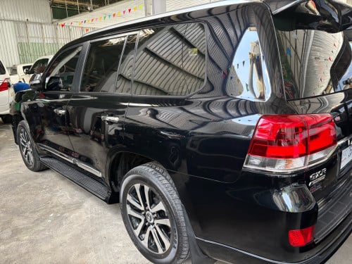 Land Cruiser 2019 មហាថ្មី​