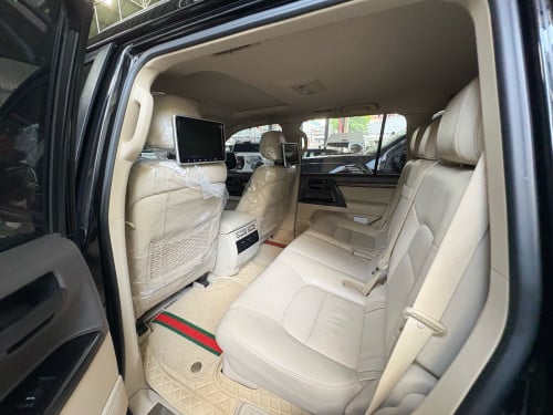 Land Cruiser 2019 មហាថ្មី​