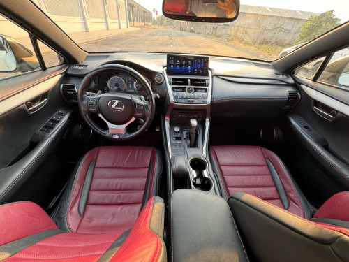 Lexus NX200T P2 F-Sport