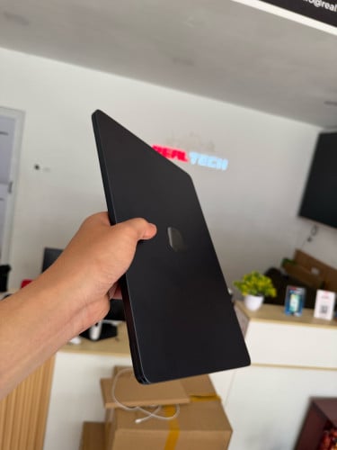 MacBook Air M2 13inch 2022
