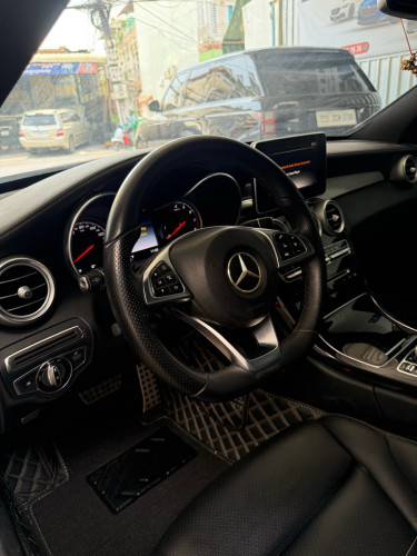 MERCEDES BENZ C300 AMG LINE⚜️FULL option