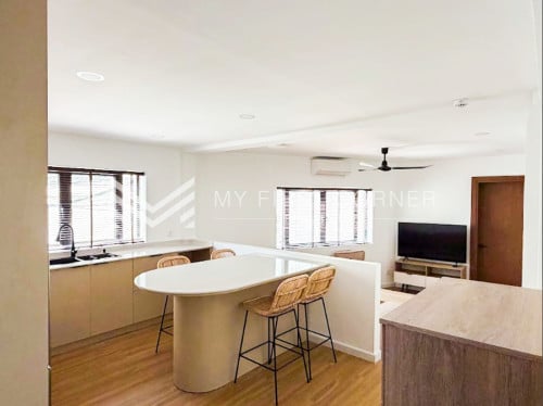 Newly Renovated 1-Bedroom Apartment Available For Rent In Chakto Mukh, Daun Penh Near Royal Palace.