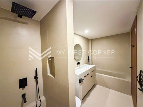 Newly Renovated 1-Bedroom Apartment Available For Rent In Chakto Mukh, Daun Penh Near Royal Palace.