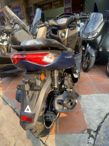 NMAX125