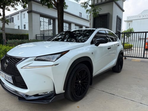 NX 200T F-Sport 2016 ប៉ុង 2 ប៉ូតុង 6 ក្នុង ឆឺរី កាម៉េរា 360 មួយជុំឡាន 38,$$$ ចរចារ ឡានស្អាត មេឡាន
