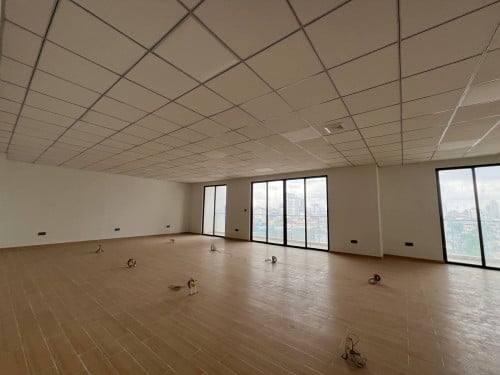 Office for rent at Bkk1   (Of-273) ការិយាល័យជួលនៅបឹងកេងកង1 មានបន្ទប់ទឹកឯកជន