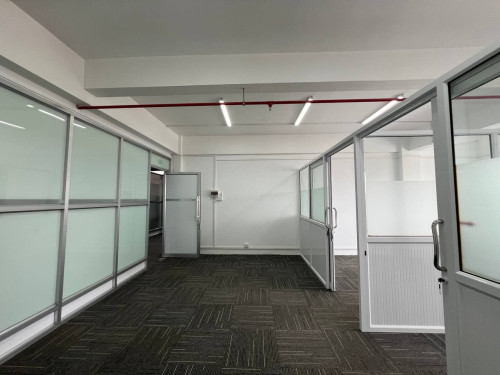 Office Space for rent at Chak angre krom (OF-076) ការិយាល៍យជួលមានទំហំតូចល្មម