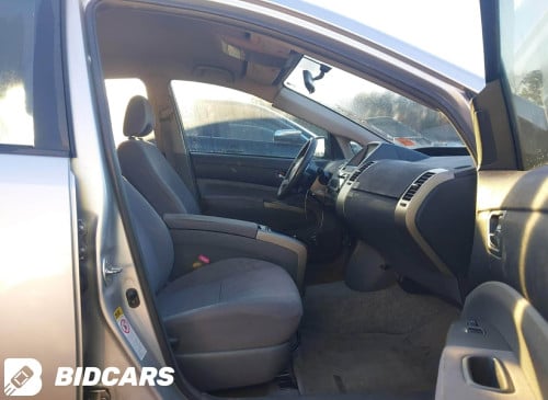 prius 09 h foull​ ឡានមកតាមផ្លូវ​ ឡានថ្មី​ ប៉ះតិចប៉ផុត